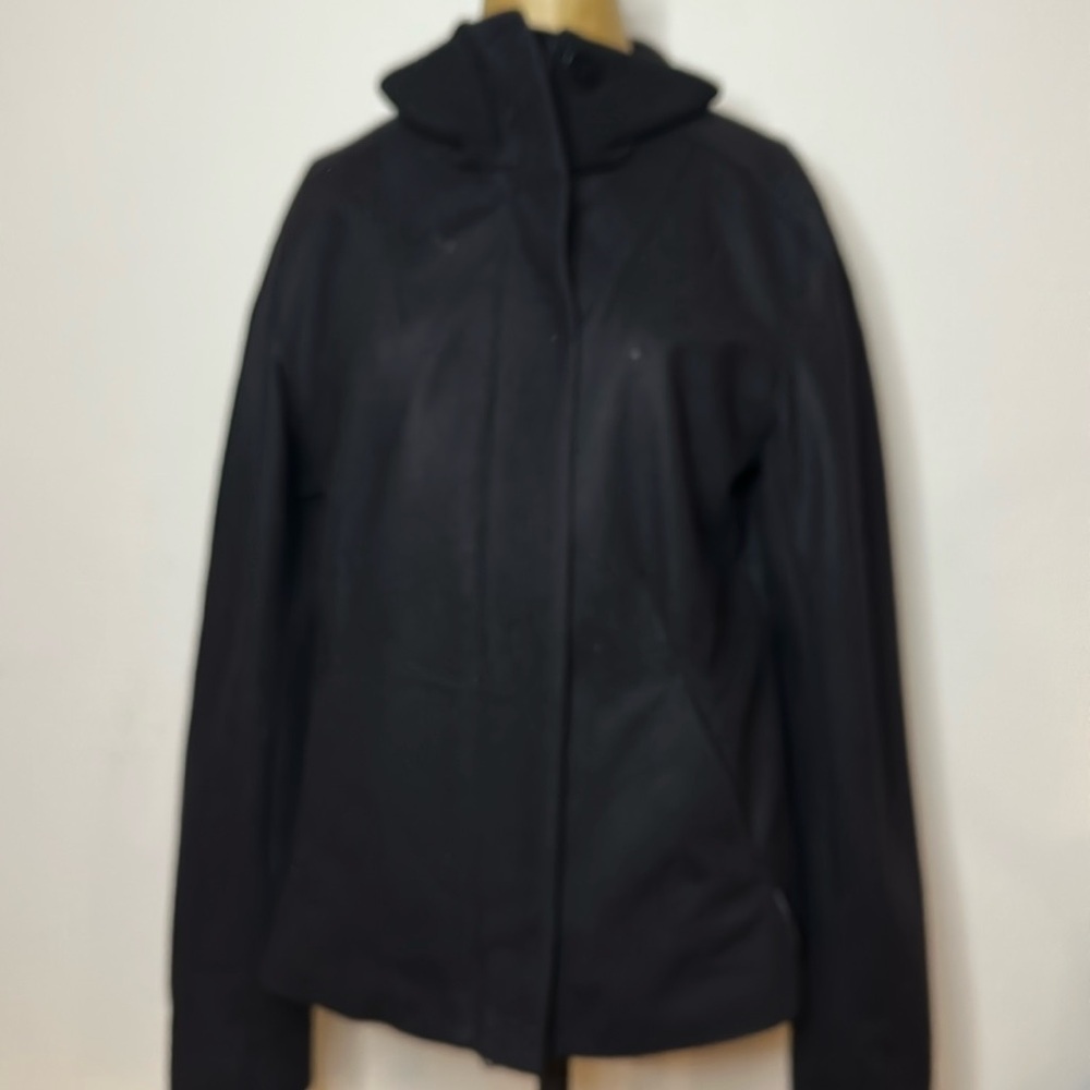 Icebreaker sz M 380 Pure Plus Black 100% Merino Wool Full Zip Jacket great cond
